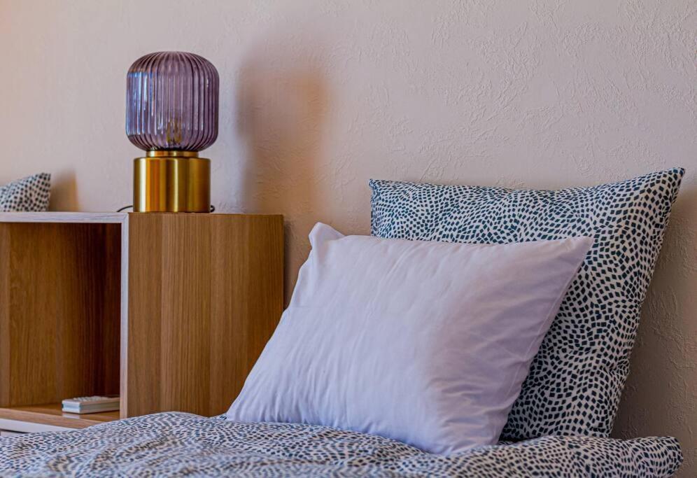 Roomy Apartment 80Sqm At City Center Free Parking Space, Ac & Balcony Boedapest Buitenkant foto