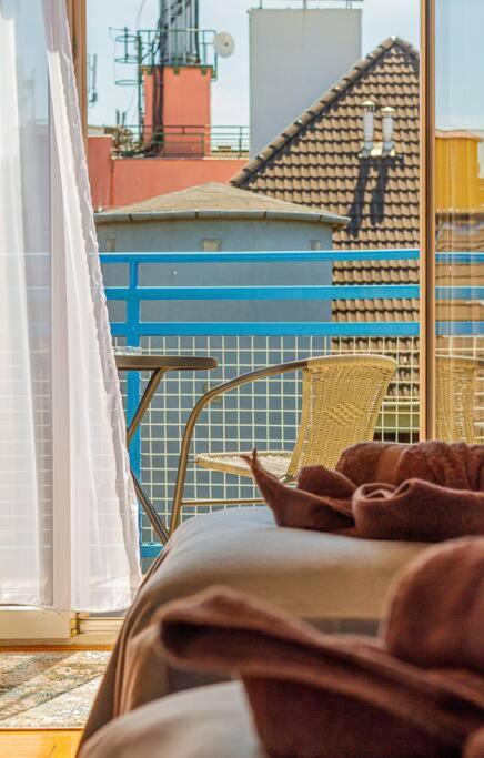 Roomy Apartment 80Sqm At City Center Free Parking Space, Ac & Balcony Boedapest Buitenkant foto