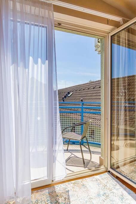Roomy Apartment 80Sqm At City Center Free Parking Space, Ac & Balcony Boedapest Buitenkant foto